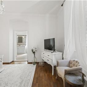 4-5 bedroom villa with Split City and Sea Views sleeps 8-10